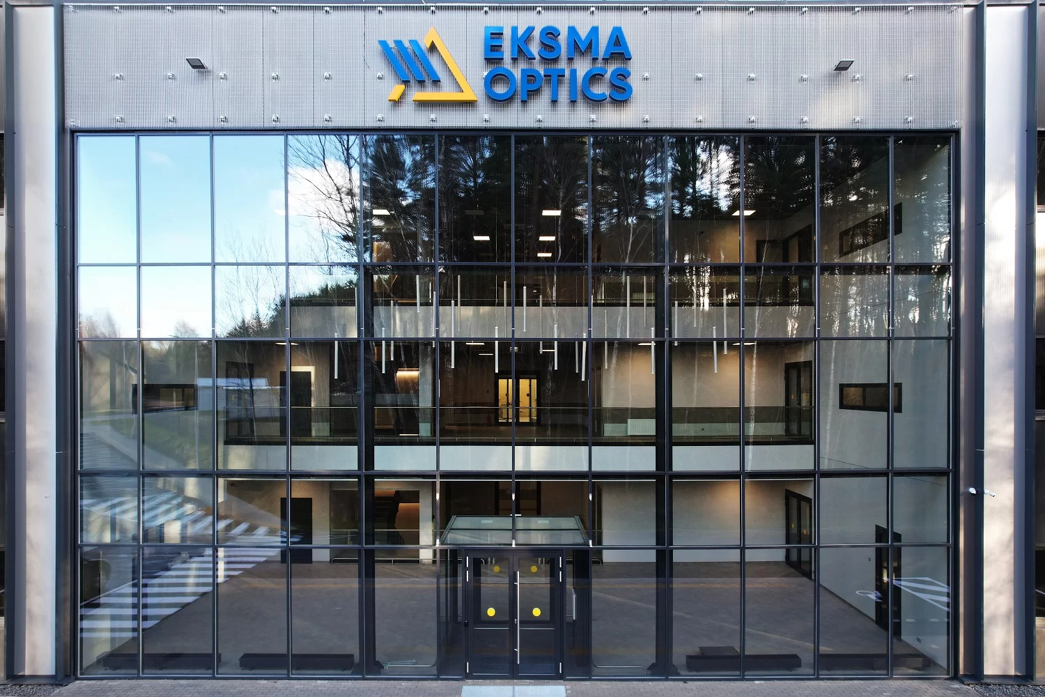 EKSMA Optics